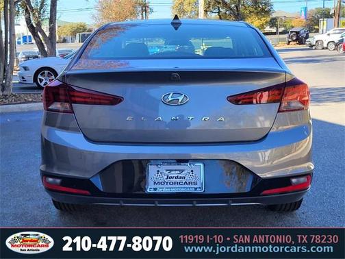 2019 Hyundai ELANTRA SEL