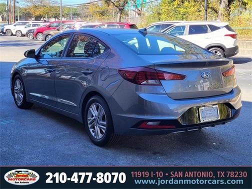 2019 Hyundai ELANTRA SEL