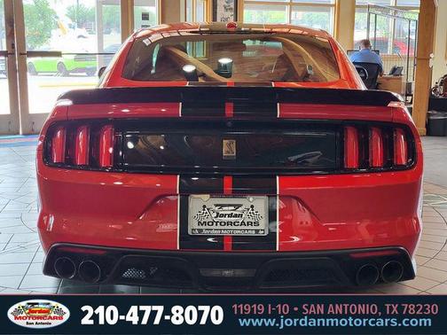 2017 Ford Shelby GT350 Base