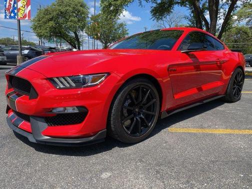 2017 Ford Shelby GT350 Base