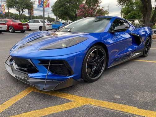 Elkhart Lake Blue Metallic 2022 Chevrolet Corvette Stingray w/3LT
