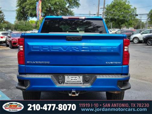 2022 Chevrolet Silverado 1500 Custom