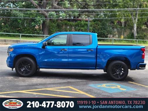 2022 Chevrolet Silverado 1500 Custom