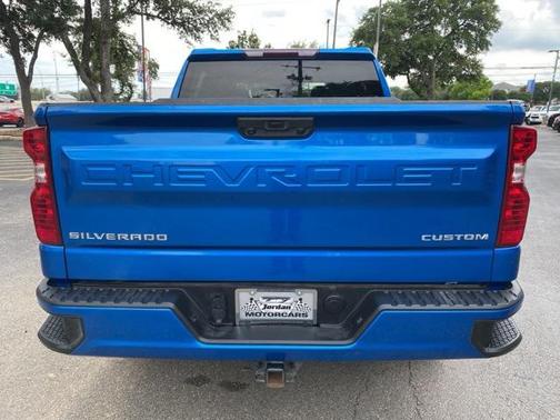 2022 Chevrolet Silverado 1500 Custom