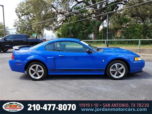 2003 Ford Mustang Mach I