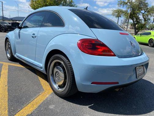 2012 Volkswagen Beetle 2.5L