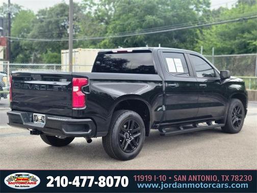 2022 Chevrolet Silverado 1500 Custom