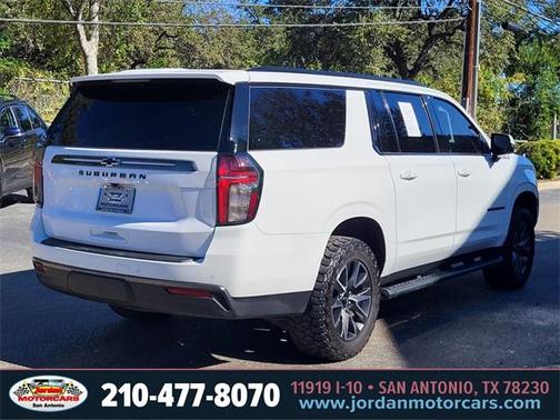 2022 Chevrolet Suburban 4WD Z71