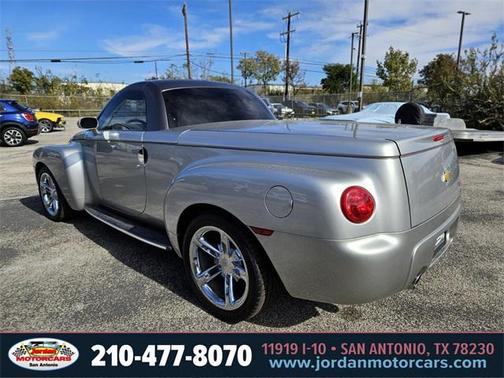 2006 Chevrolet SSR Base
