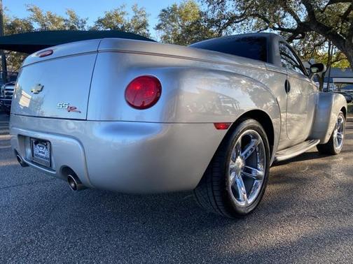 2006 Chevrolet SSR Base
