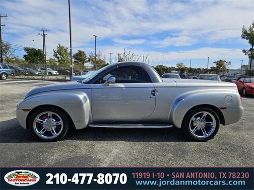 2006 Chevrolet SSR Base
