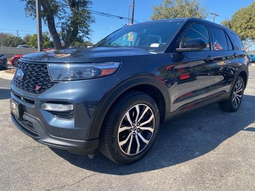 2022 Ford Explorer ST