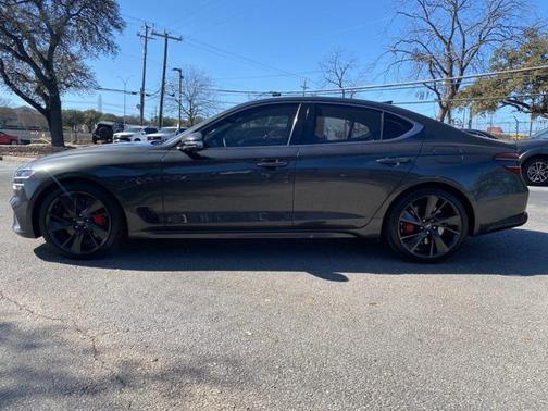 2022 Genesis G70 3.3T RWD