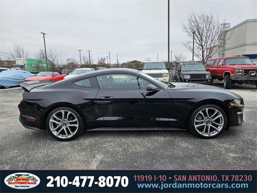 2022 Ford Mustang GT Premium