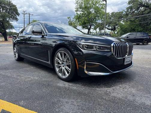 Black Sapphire Metallic 2020 BMW 740 740i