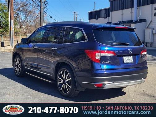 2019 Honda Pilot Touring 8-Passenger