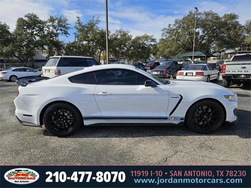 2017 Ford Shelby GT350 Base