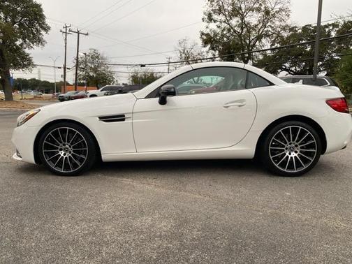 2019 Mercedes-Benz SLC 300 Base