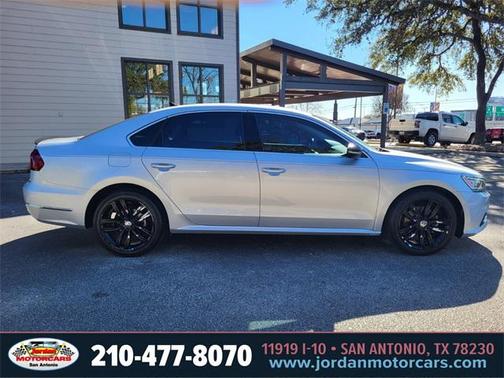 2018 Volkswagen Passat 2.0T SE