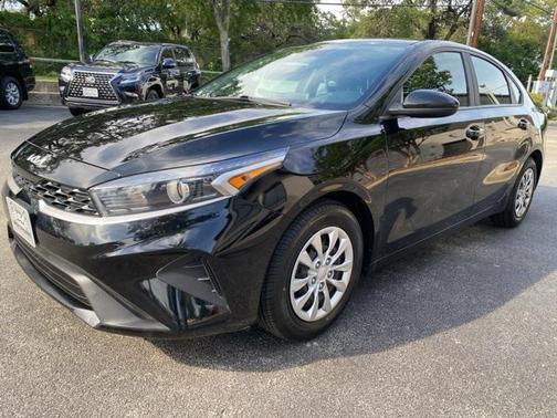 2022 Kia Forte FE