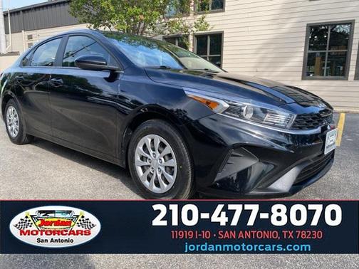 2022 Kia Forte FE