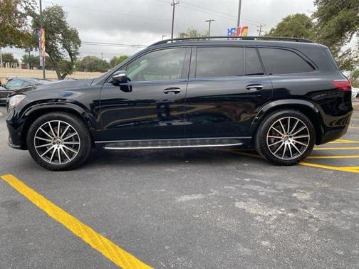 2024 Mercedes-Benz GLS 450 4MATIC