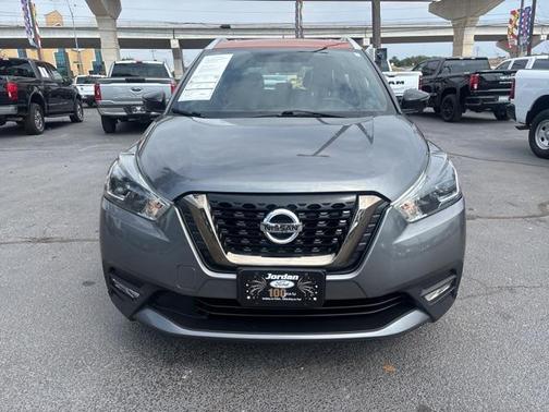2019 Nissan Kicks SR