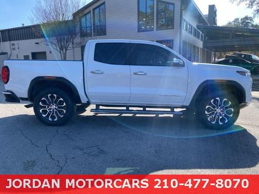 2024 GMC Canyon Denali