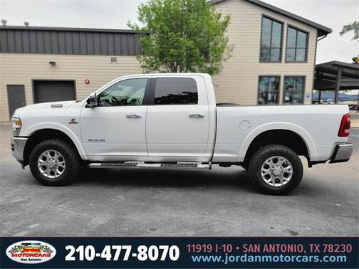2022 RAM 2500 Laramie Crew Cab 4x4 6'4' Box