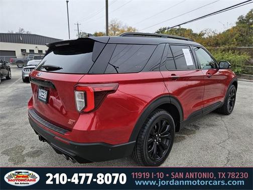 2020 Ford Explorer ST
