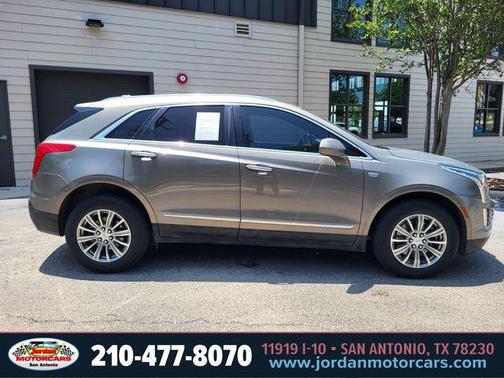 Bronze Dune Metallic 2017 Cadillac XT5 Luxury