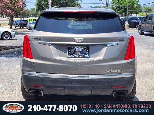 Bronze Dune Metallic 2017 Cadillac XT5 Luxury