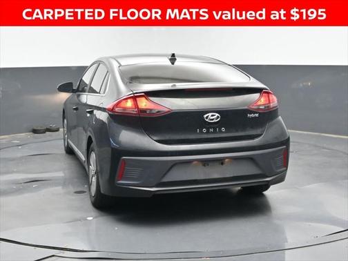 2022 Hyundai IONIQ Hybrid SE