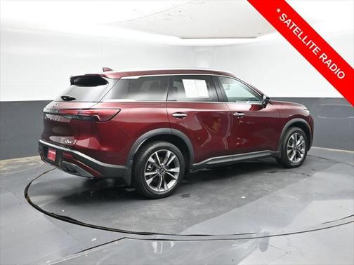 2022 INFINITI QX60 Luxe