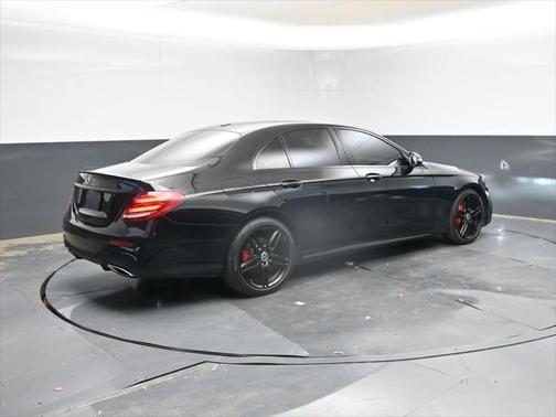 2019 Mercedes-Benz E-Class E 300