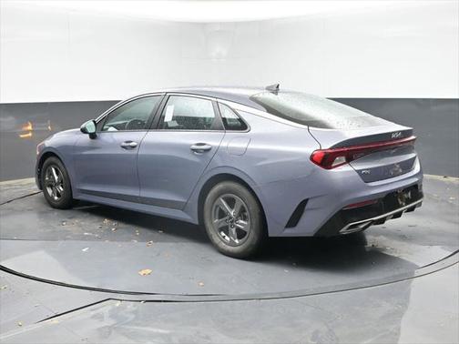 2022 Kia K5 LXS