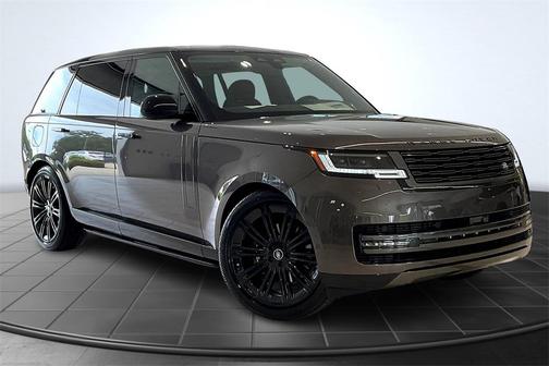 2025 Land Rover Range Rover P400 SE 7 Seat