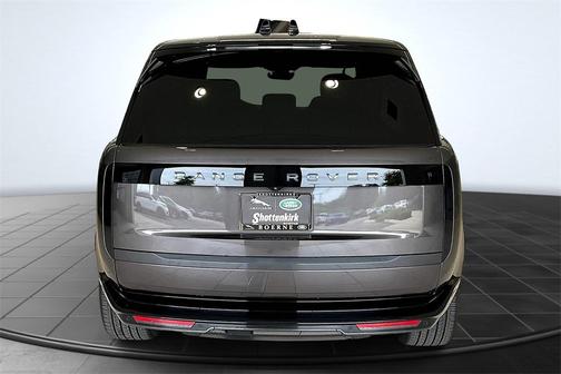 2025 Land Rover Range Rover P400 SE 7 Seat