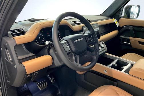 2025 Land Rover Defender 130 P400 X