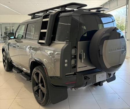 2025 Land Rover Defender 110 P400 X