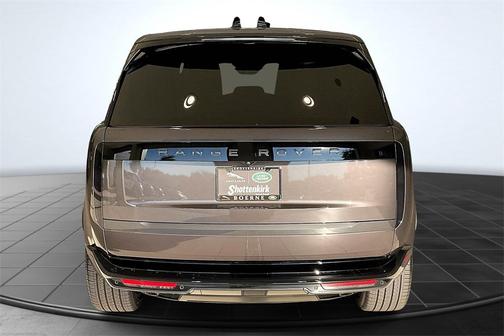 2025 Land Rover Range Rover P530 SE 7 Seat