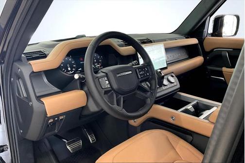 2025 Land Rover Defender 110 P400 X