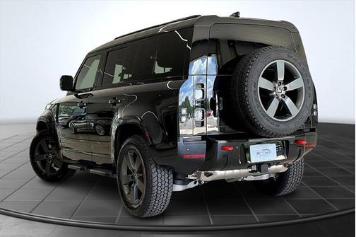 2025 Land Rover Defender 110 P400 X
