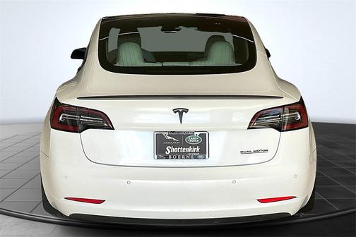2018 Tesla Model 3 Performance