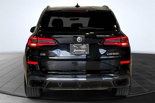 2021 BMW X5 M50i