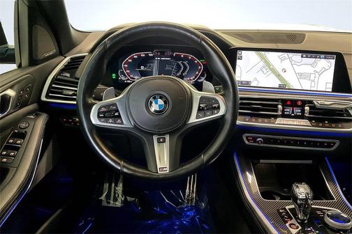 2021 BMW X5 M50i
