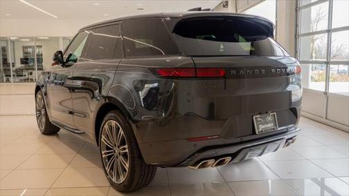 2025 Land Rover Range Rover Sport SE