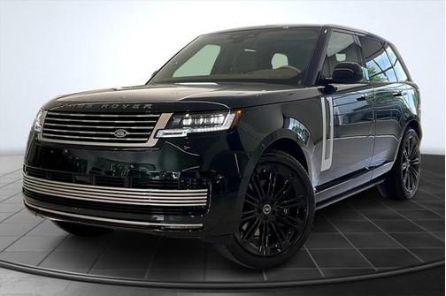 2025 Land Rover Range Rover P615 SV