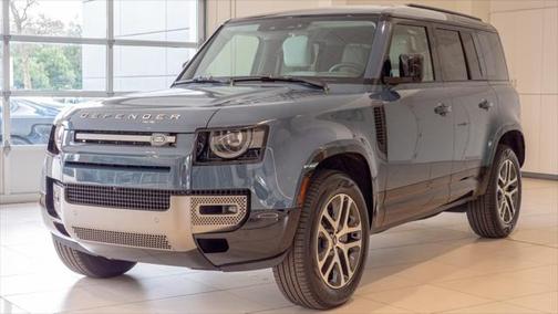 2025 Land Rover Defender 110 P400 X-Dynamic SE