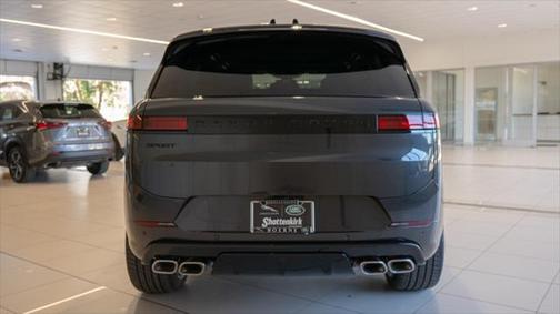 2025 Land Rover Range Rover Sport SE